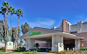 Holiday Inn Hotel & Suites Anaheim